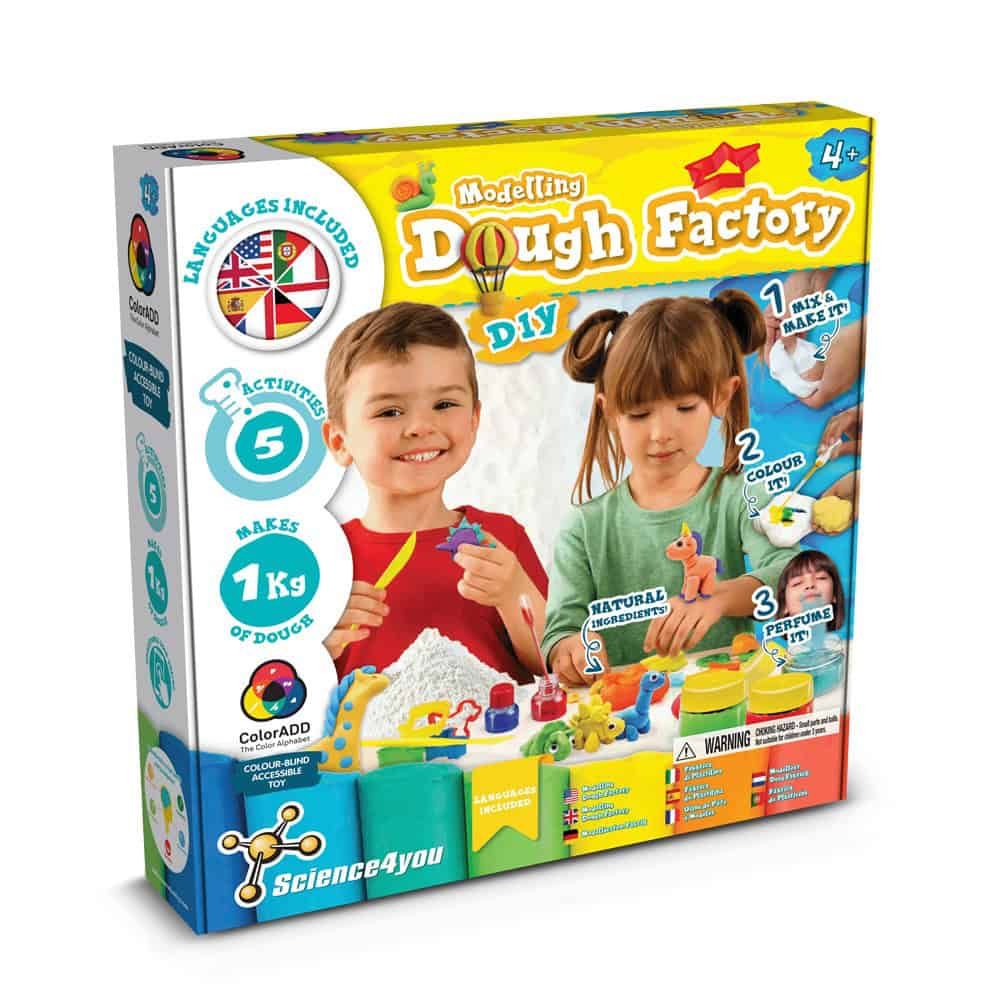 Modeling Dough Factory Kit IV. Pedagogiskt spel levereras med en presentpåse av kraftpapper (115 g/m²)