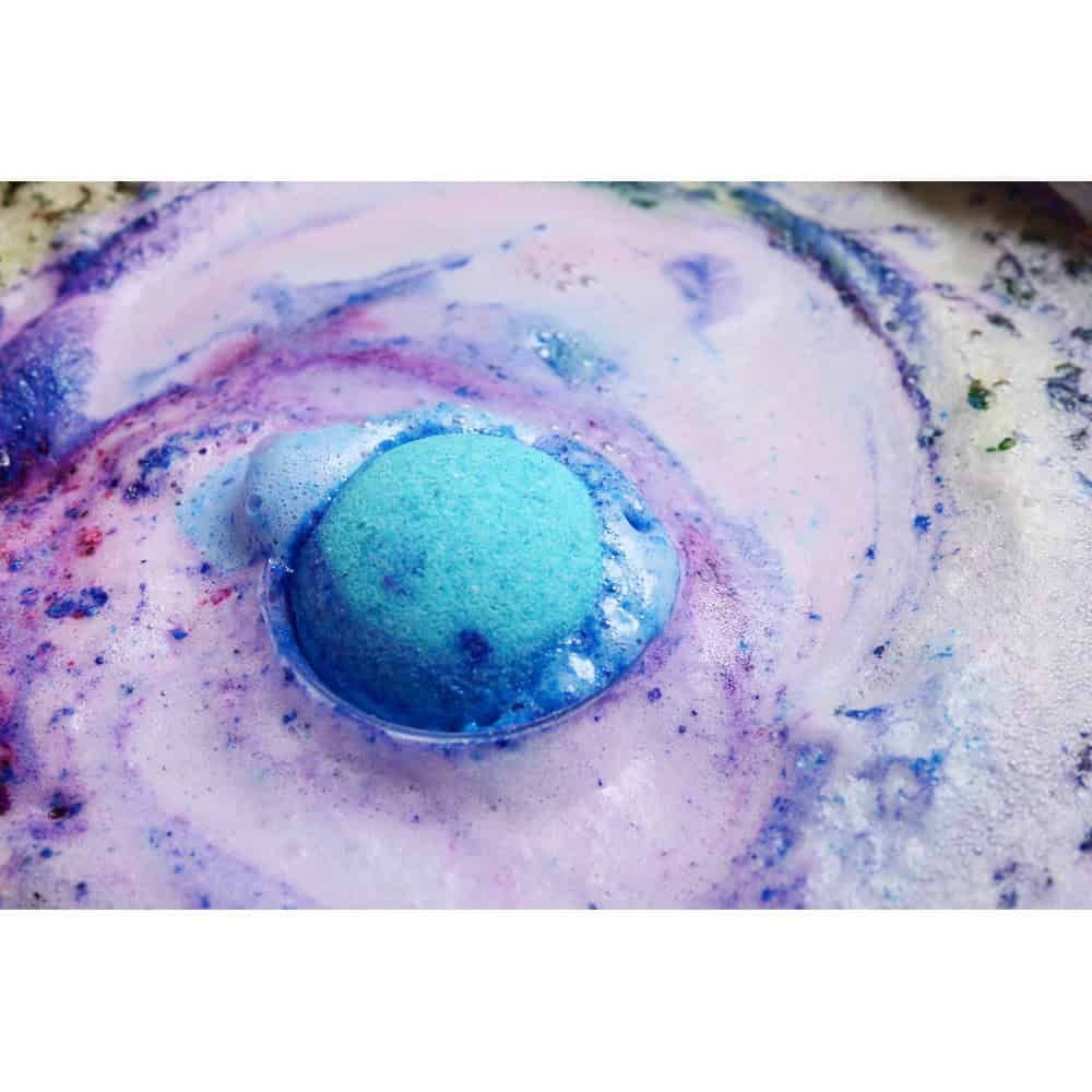 Bath Bombs Kit V. Pedagogiskt spel levereras med en 190T vikbar presentpåse