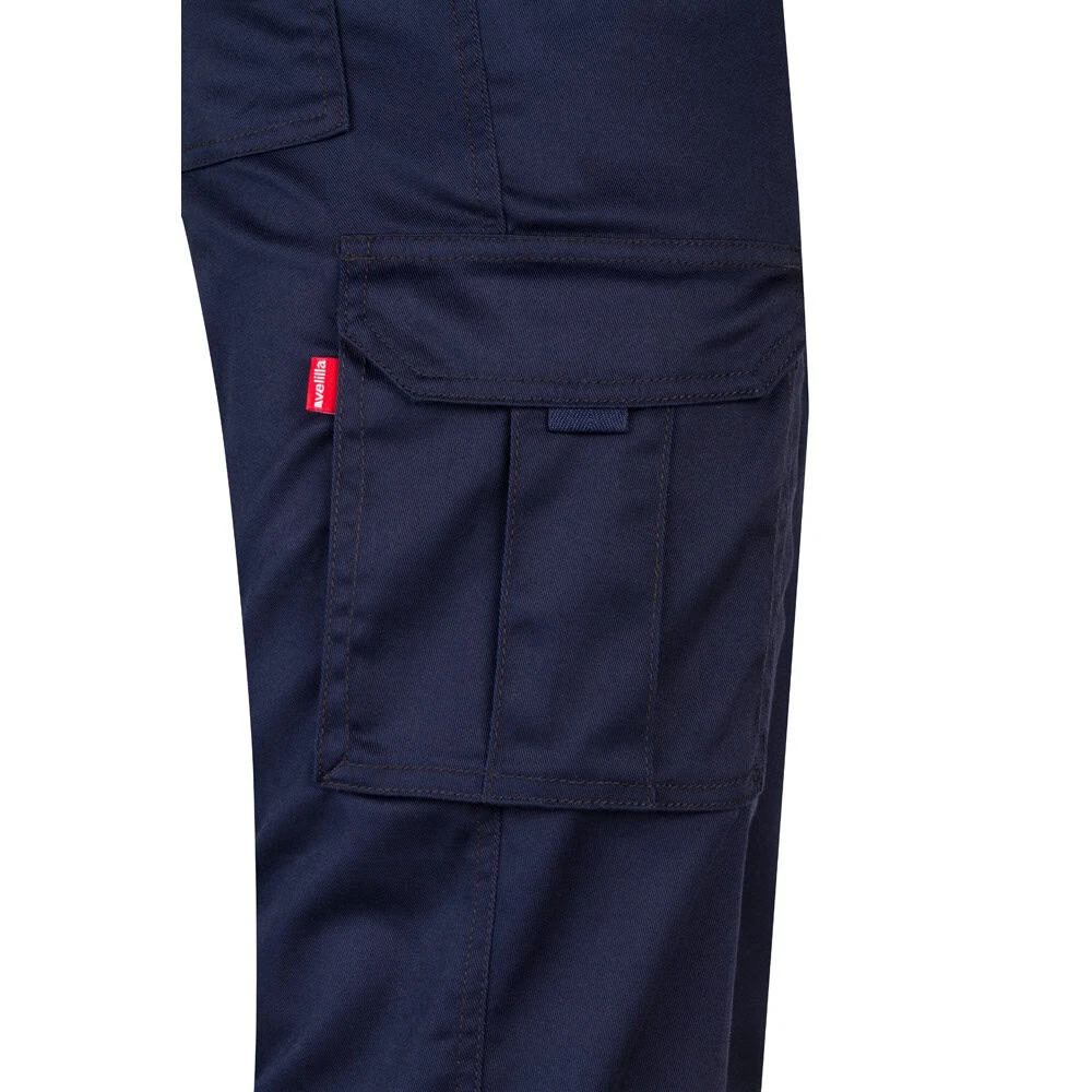 VL LUGH. Stretchbyxor med flera fickor (240g/m²) i bomull (46%), EME (38%) och polyester (16%)