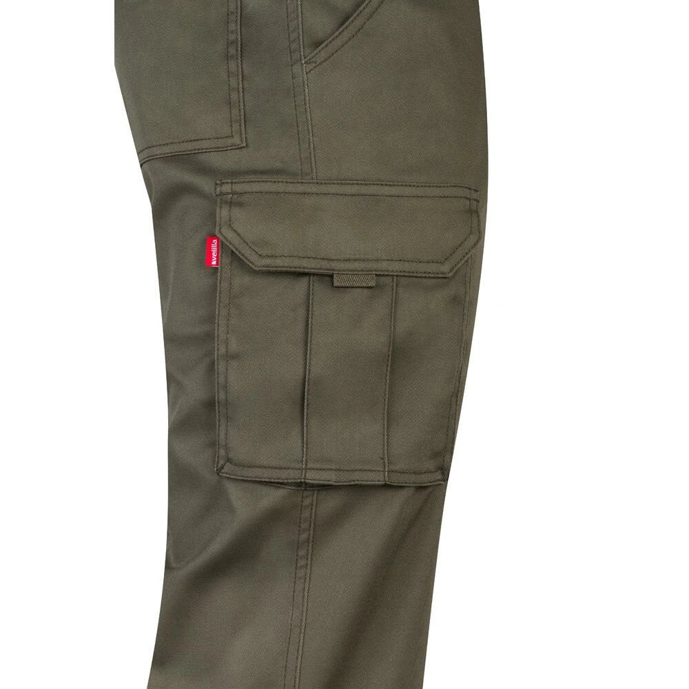 VL LUGH. Stretchbyxor med flera fickor (240g/m²) i bomull (46%), EME (38%) och polyester (16%)