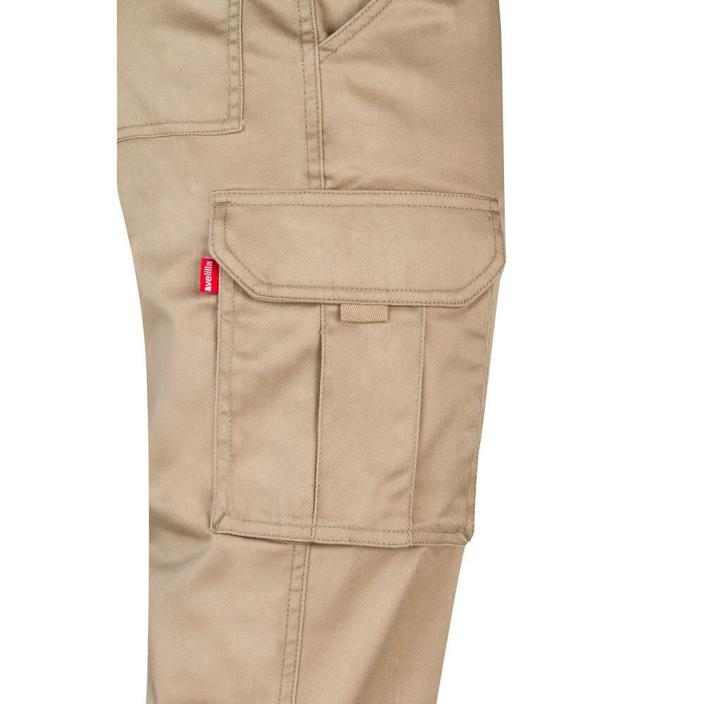VL LUGH. Stretchbyxor med flera fickor (240g/m²) i bomull (46%), EME (38%) och polyester (16%)