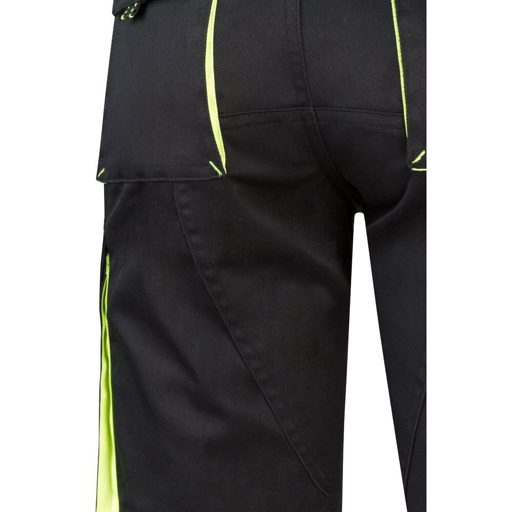 VL HEMERA. Tvåfärgade bermudashorts med flera fickor i stretch (240g/m²), i bomull (46%), EME (38%) och polyester (16%)