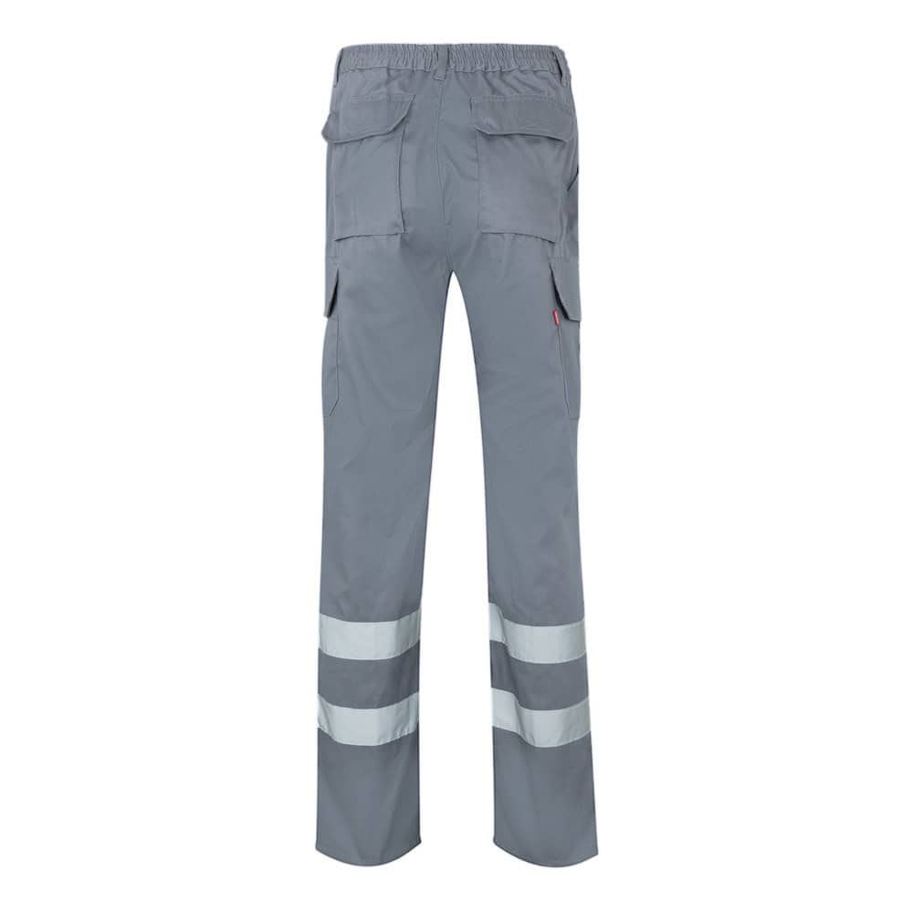 Gråa arbetsbyxor i twill med fickor och reflexremsor.
