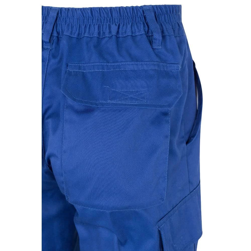 Blå twillbyxor med flera fickor i bomull och polyester.