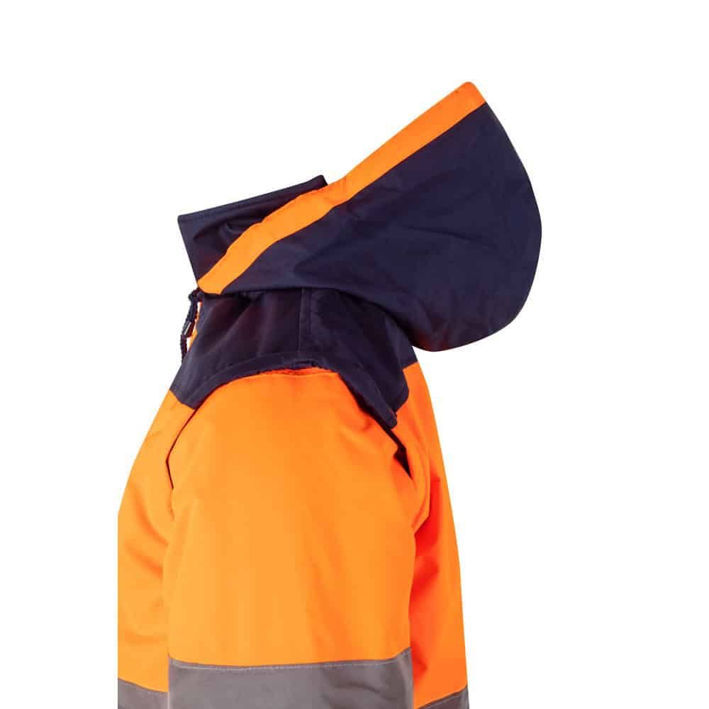 Tvåfärgad jacka i orange och navy med huva, perfekt för utomhusbruk.