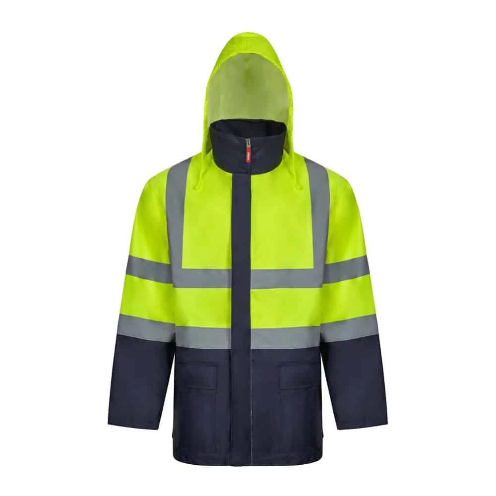 Fluorescerande reflexjacka med huva och fickor, idealisk för säkerhet i arbete.