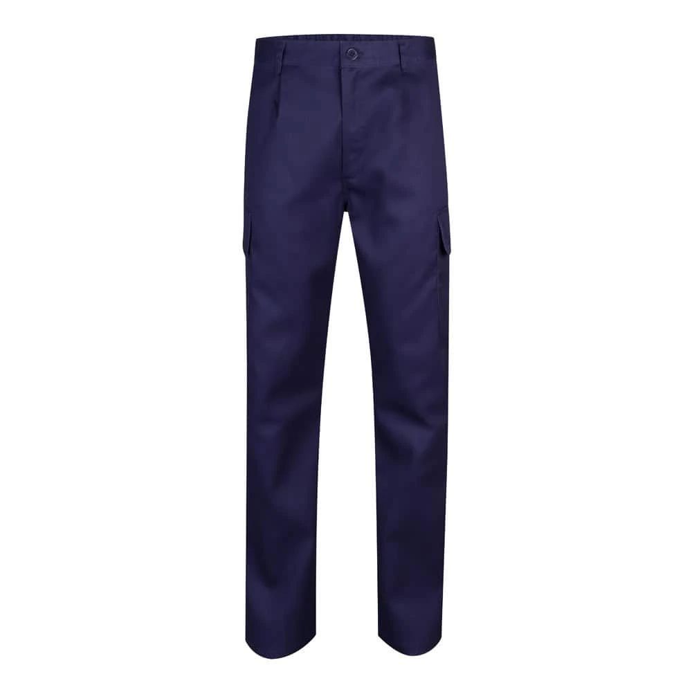 Mörkblå twillbyxor med flera fickor i bomull och polyester.