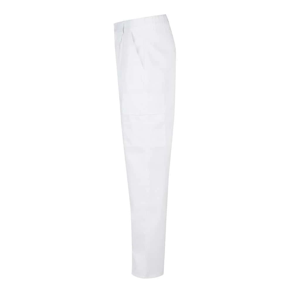 Vita twillbyxor i bomull och polyester med flera fickor.