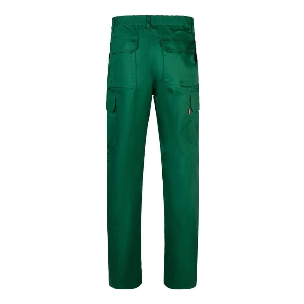 Grön twillbyxa med flera fickor i bomull och polyester.