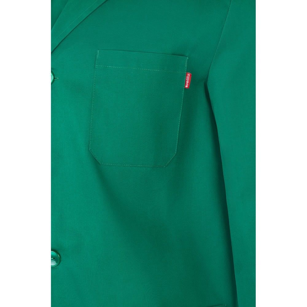 Närbild på grönt twillblus i bomull och polyester med bröstficka.