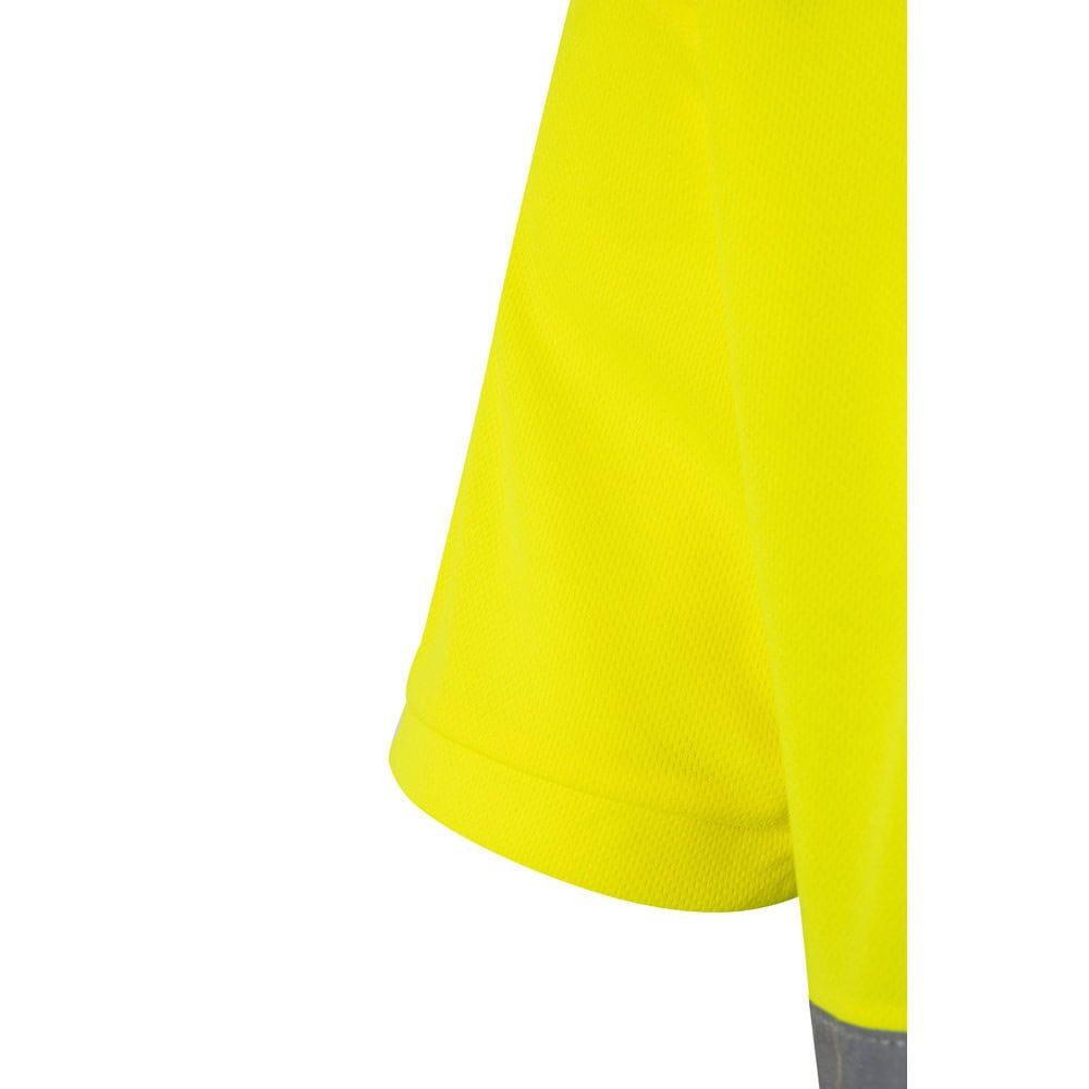 Närbild på en gul reflexväst i polyester med korta ärmar.