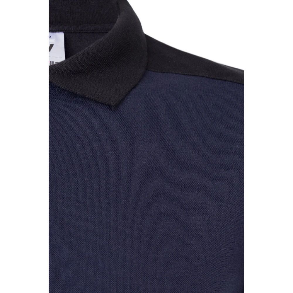 Tvåfärgad pikétröja i stretchig polyester och elastan, korta ärmar, i navy och svart.