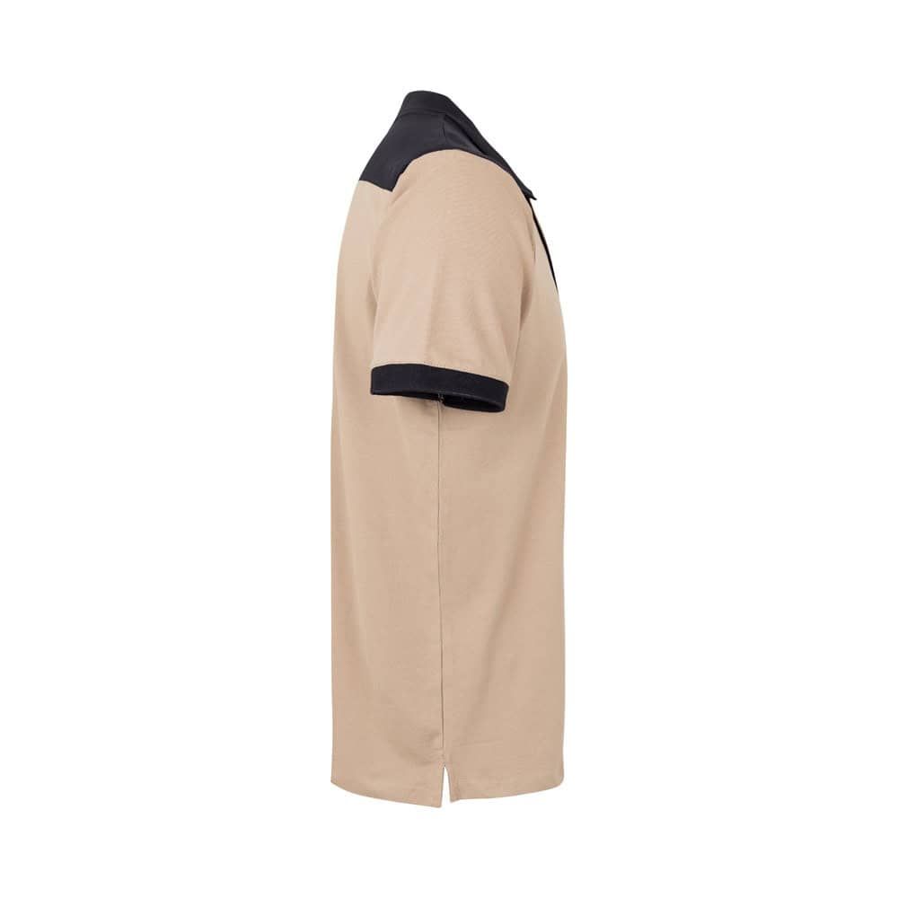 Beige och svart pikétröja i stretchig polyester och elastan, korta ärmar.