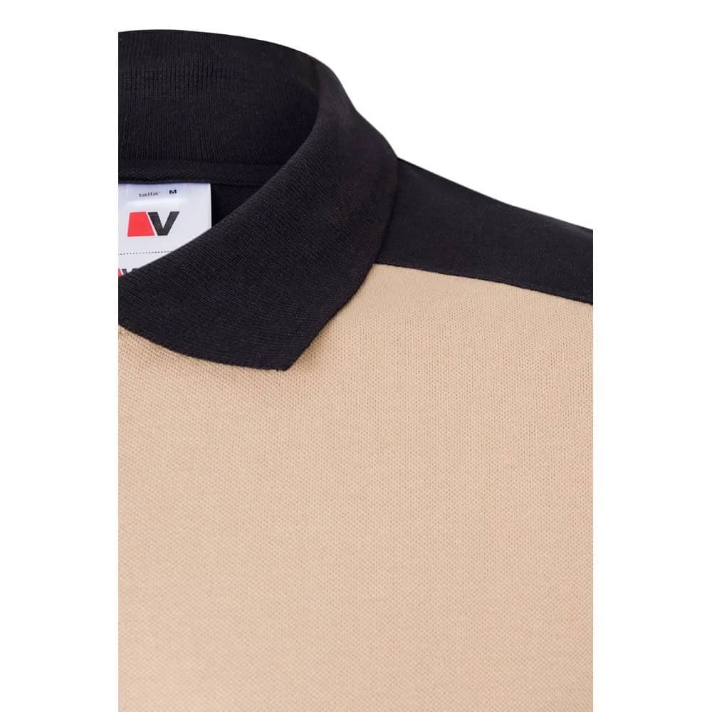 Svart och beige pikétröja i stretchig polyester och elastan, korta ärmar.