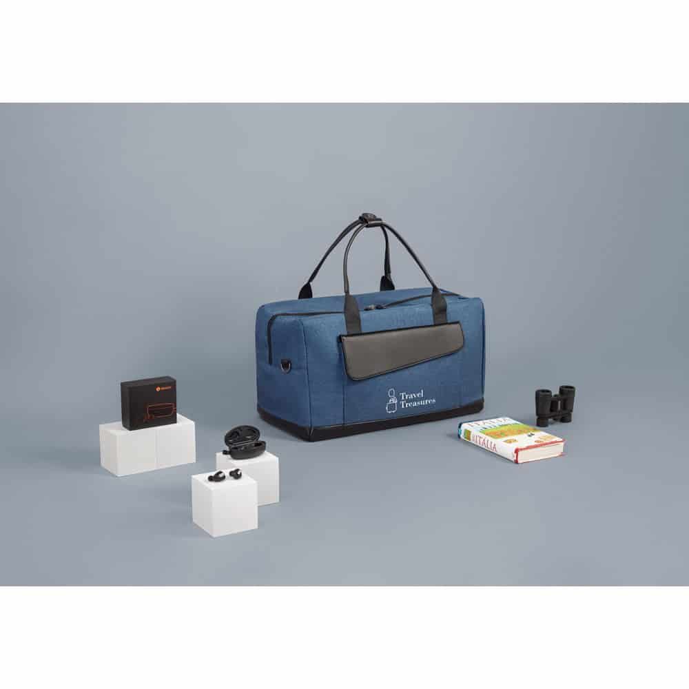KIT TRAVEL. Resepaketet designat för att bära allt du behöver för dina resor på ett rymligt sätt