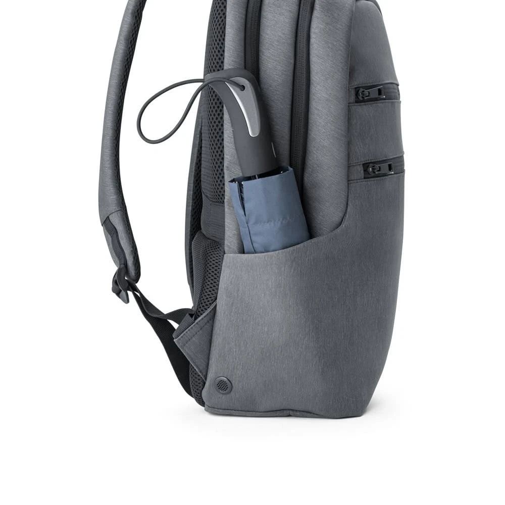 Vattentät Brooklyn-ryggsäck i nylon för 15'' laptop med flera fack.
