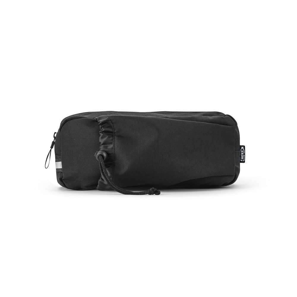 Svart Delfos Pouch midjeväska av återvunnet polyester med reflekterande element.
