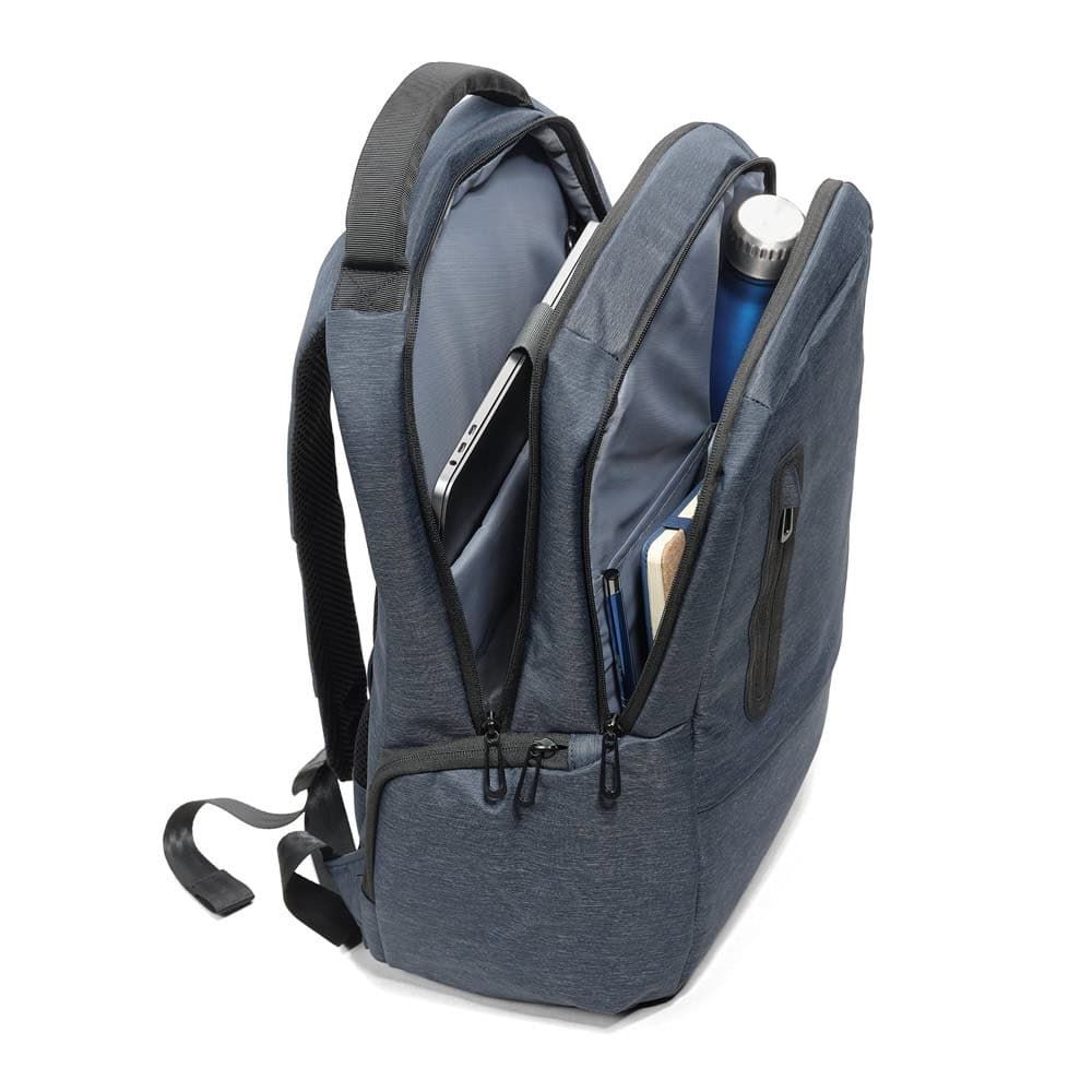 Vattentät 17-tums laptopryggsäck i 2Tone nylon med flera fack och justerbara remmar.