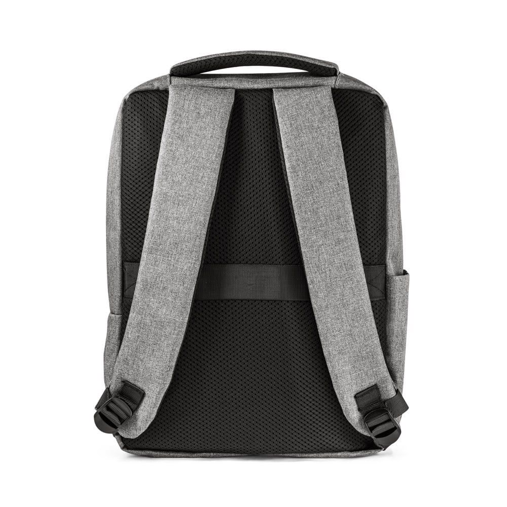 Praktisk laptopryggsäck för 15,6" dator i slitstark 300D polyester.