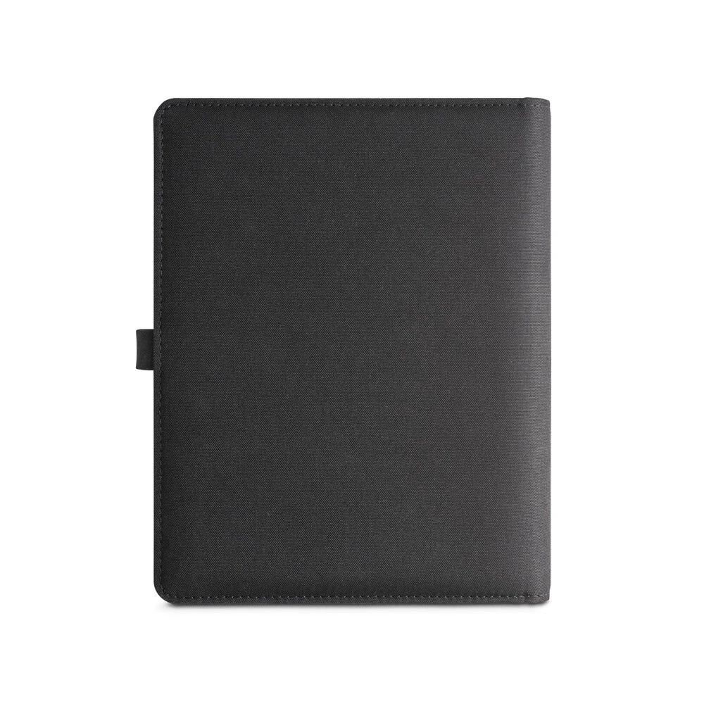 EMERGE A5 FOLDER. A5-mapp i 300D återvunnen polyester (100% rPET) med trådlös laddare