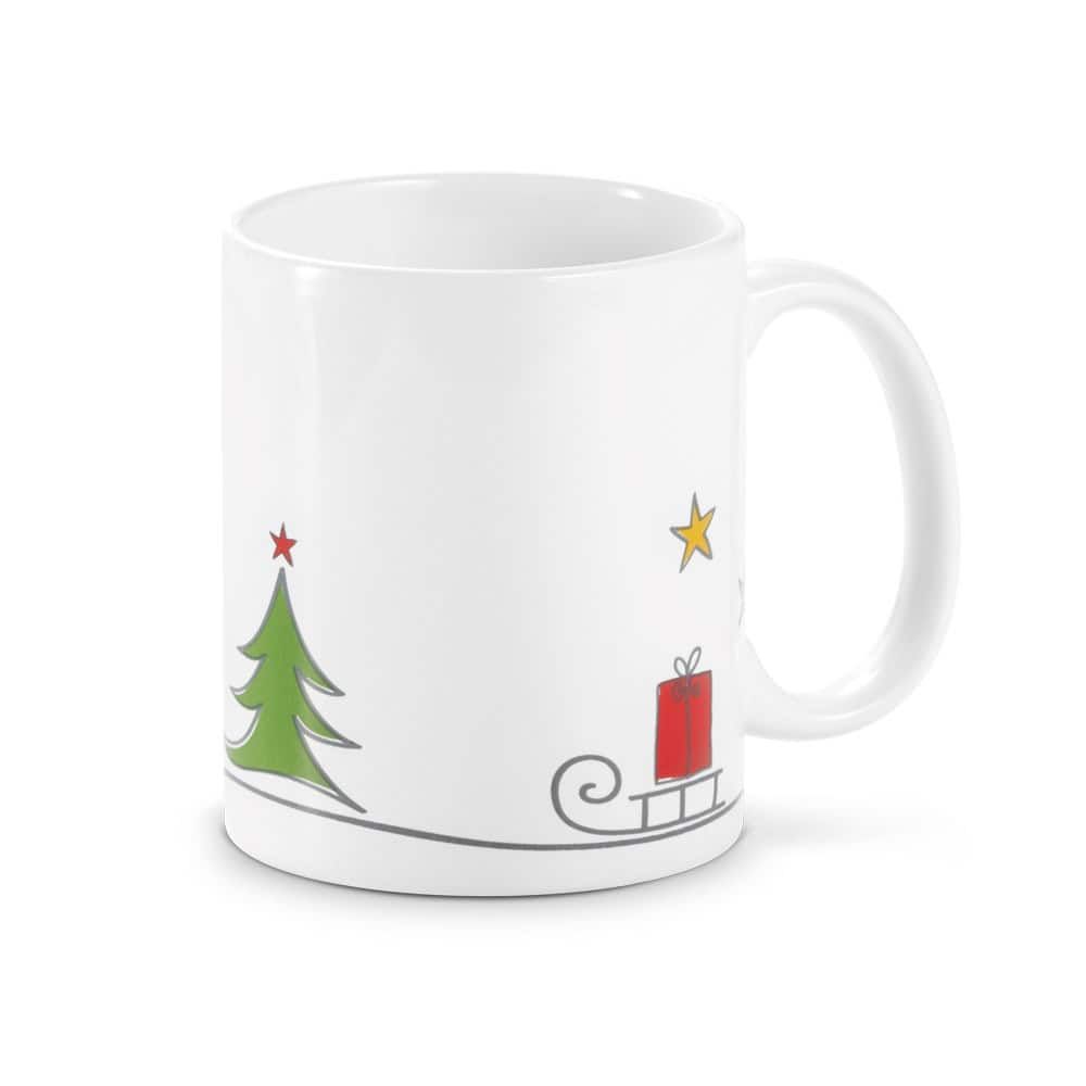 Vit mugg med julgran och julklapp i julig design, perfekt för julfirande.
