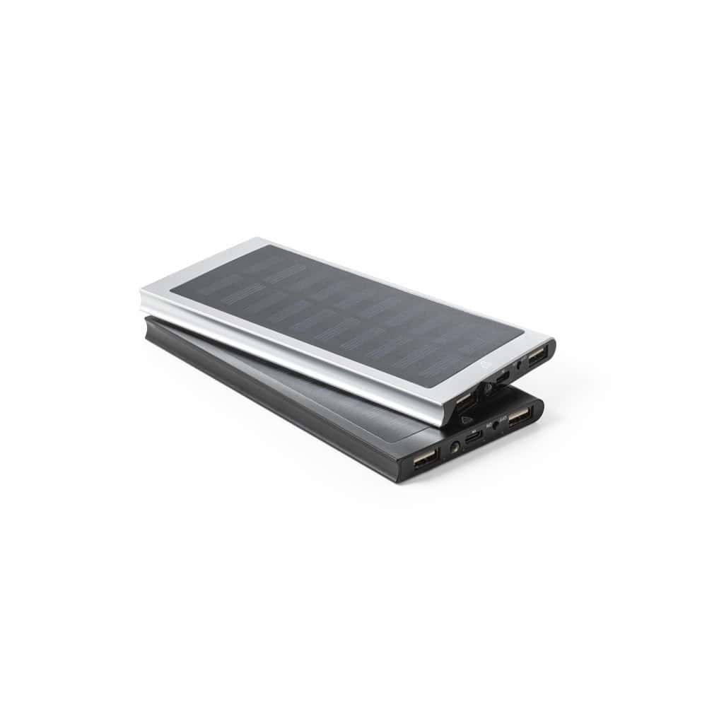 CLERK. 8 000 mAh powerbank med solpanel i 100 % återvunnen aluminium
