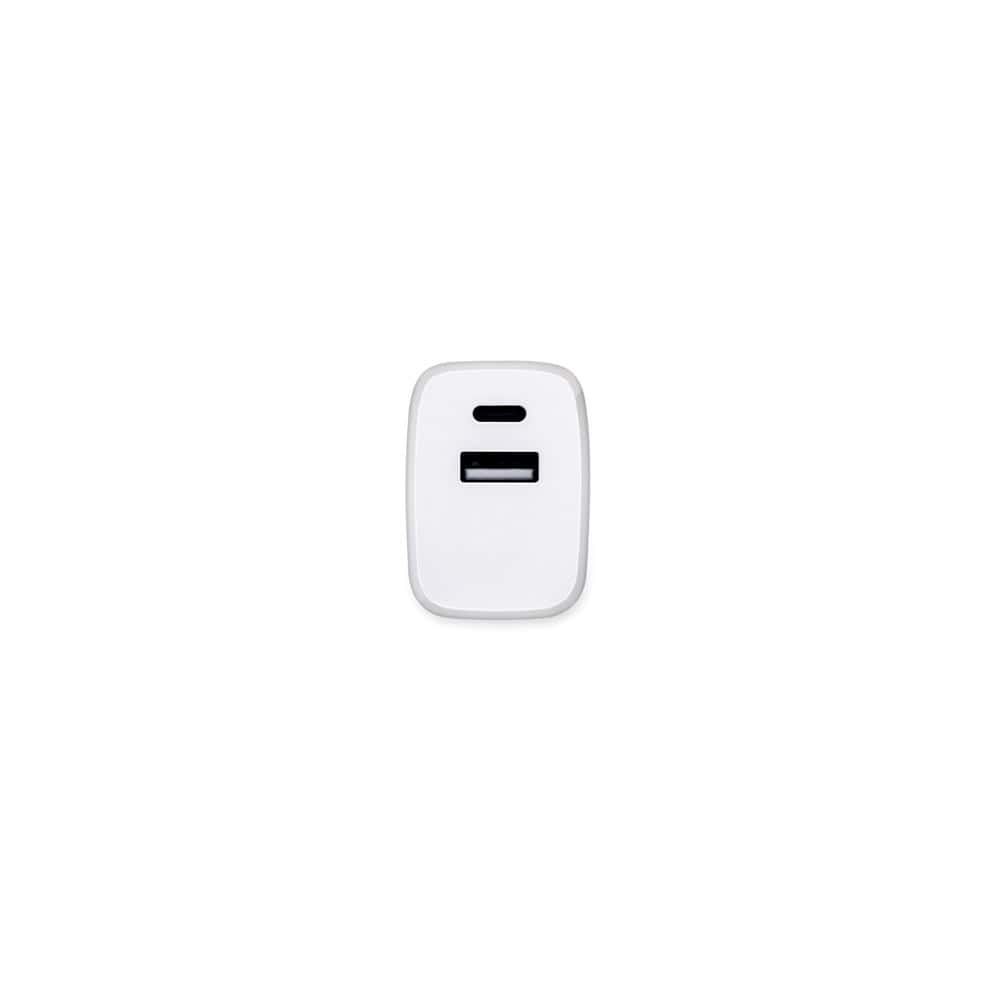 WEGENER. Strömadapter med USB-A-port 18W och USB-C 20W i återvunnen ABS (100 % rABS)