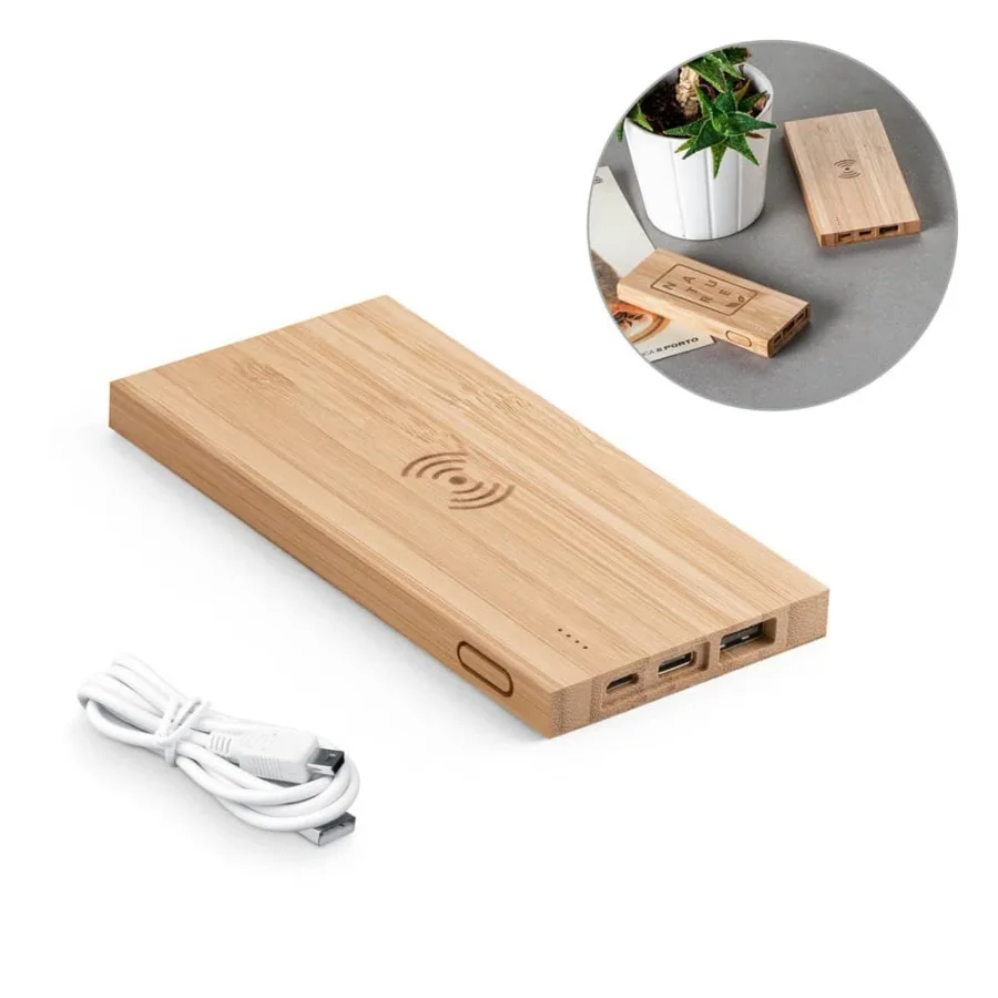 FITCH. Powerbank 5 000 mAh med 5W trådlös laddare i bambuso
