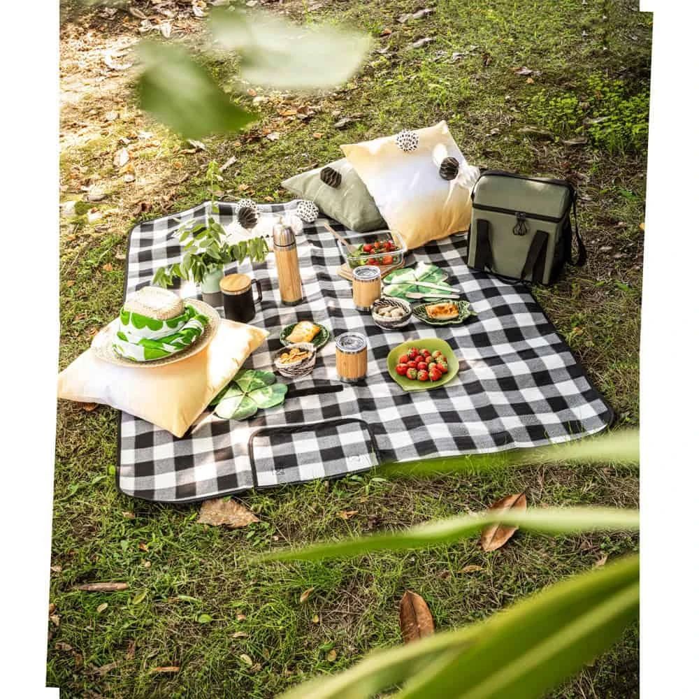 RILEY II. EPE-fodrad picknickfilt (180 g/m²)