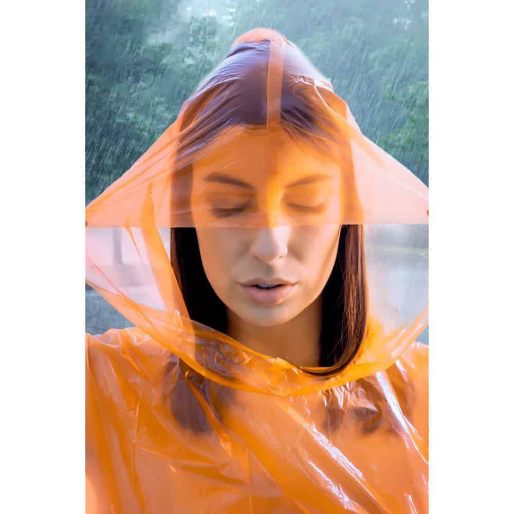 SANDRA. Vattentät poncho