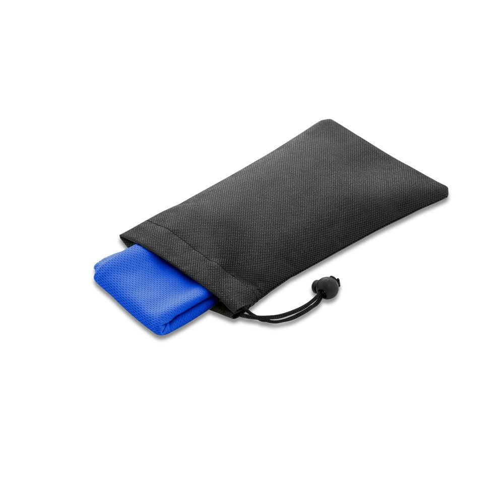 BERNAL. återvunnen polyester (100% rPET) fitness kylhandduk med non-woven påse