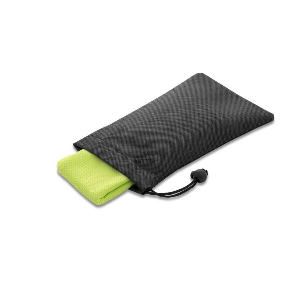 BERNAL. återvunnen polyester (100% rPET) fitness kylhandduk med non-woven påse