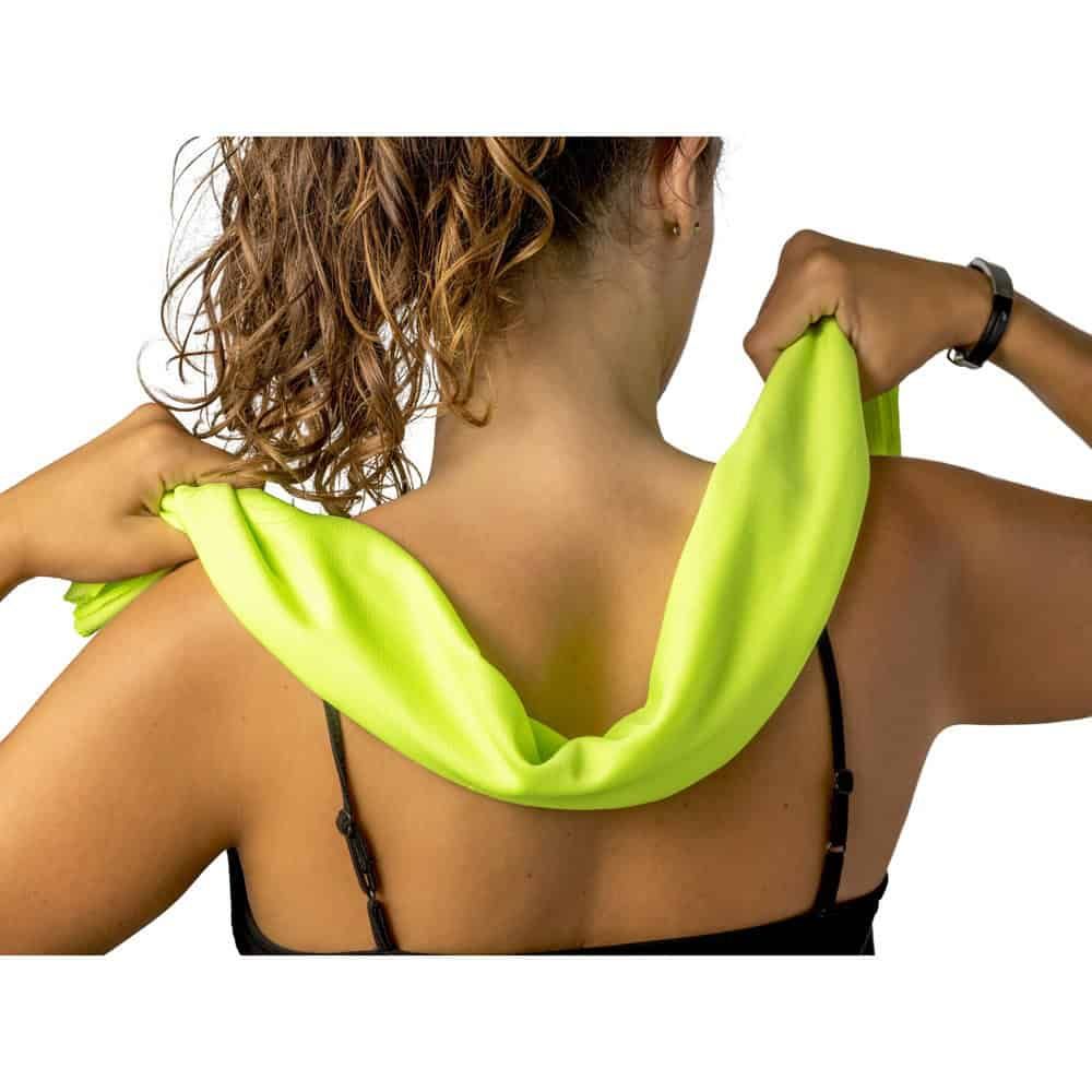 BERNAL. återvunnen polyester (100% rPET) fitness kylhandduk med non-woven påse