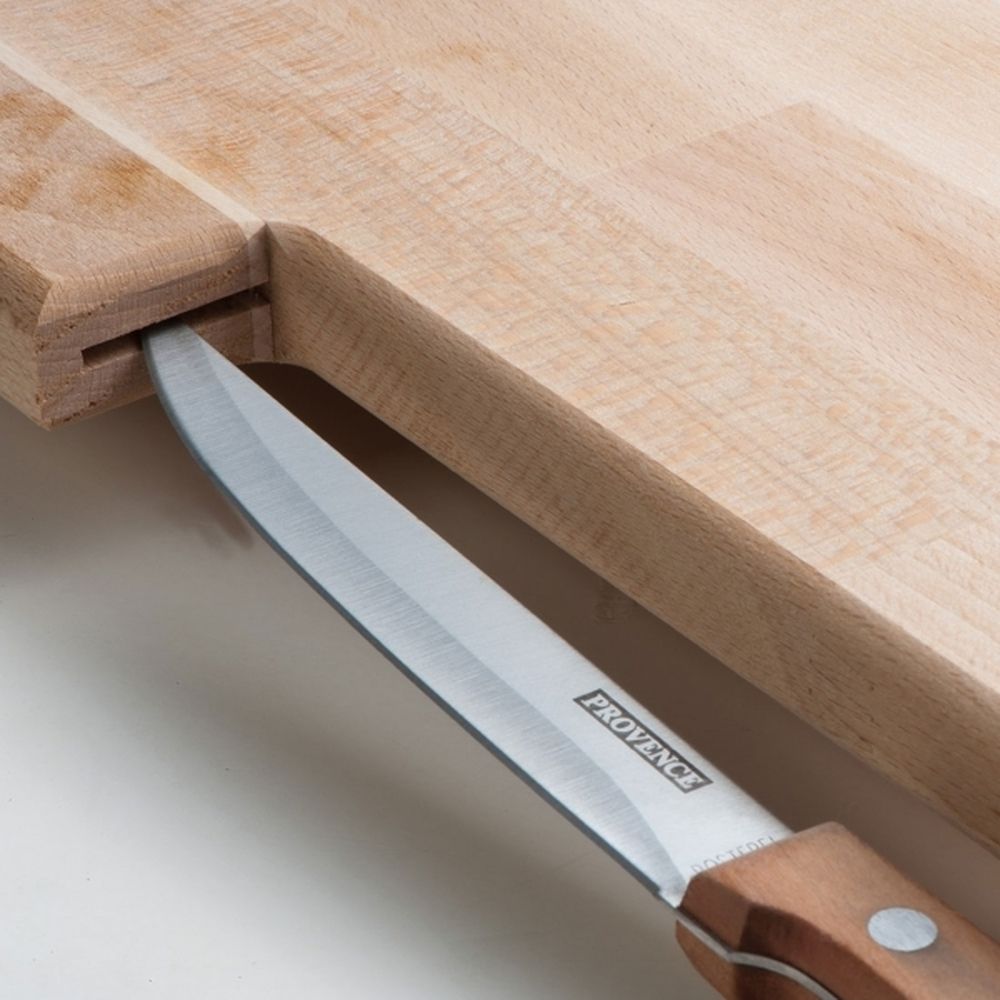 Trä köksbräda med en kniv LIZZANO