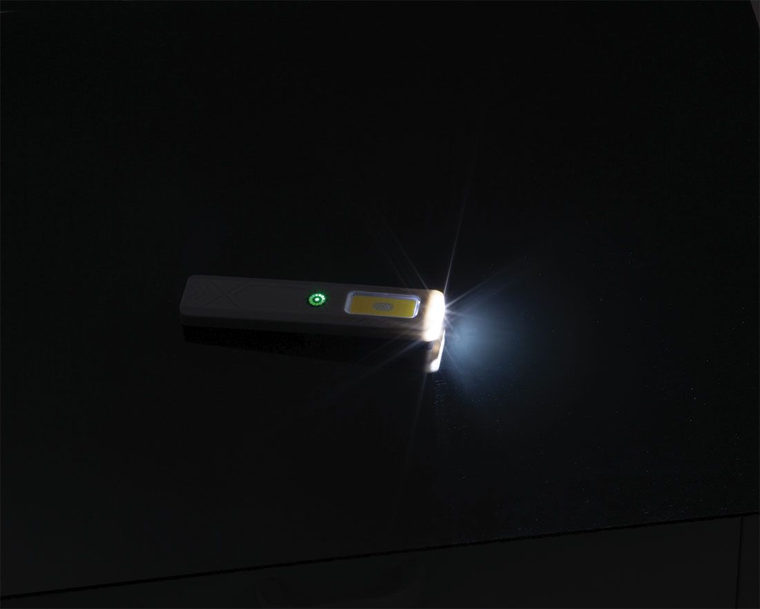 COB-ficklampa SWANSEA