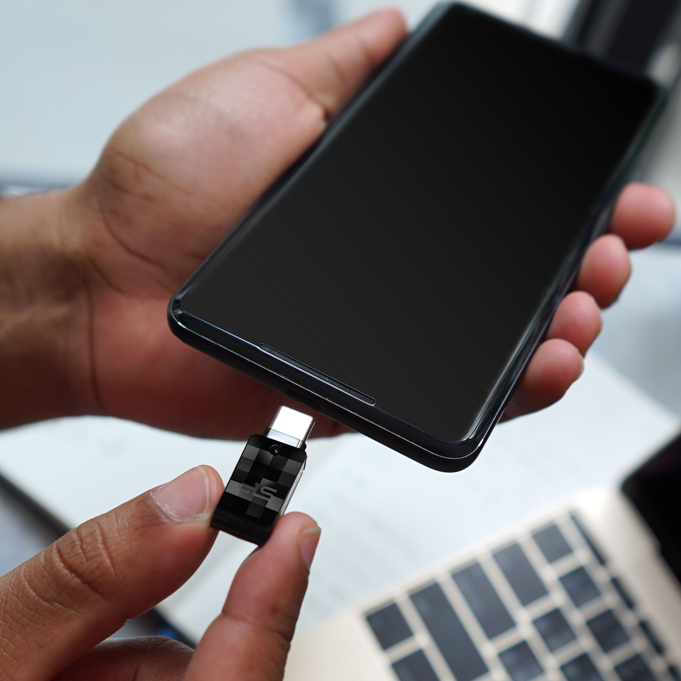 Pendrive Mobile C31, 128GB 3.0 Silicon Power