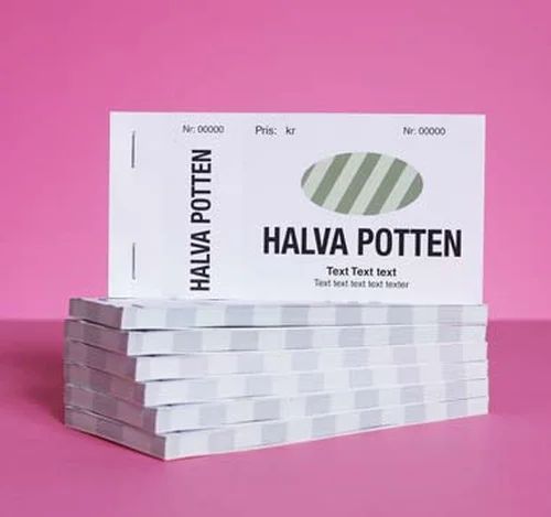 Staplade lottblock för halva potten