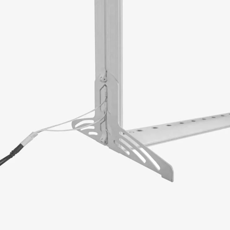 Fot och kabel till ljuslådan
